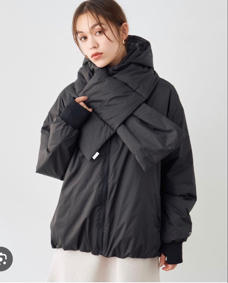 ストラ　Stola.プリマロフト＆パーテックス マフラー付きコート