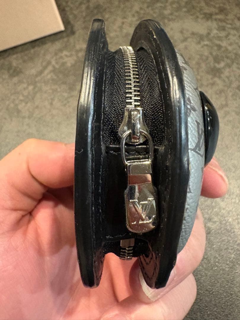 バックチャーム.LVエイリアン　ケース