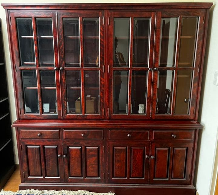 民藝家具　大型収納棚(本棚　食器棚) 桜無垢材　経年変化による深いいい色合い