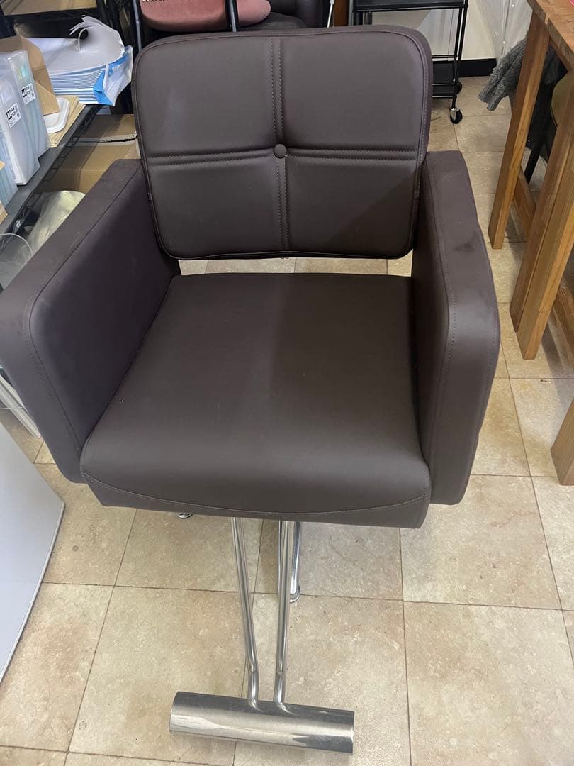 ダークブラウン 回転式モダン美容室セット椅子(２脚)