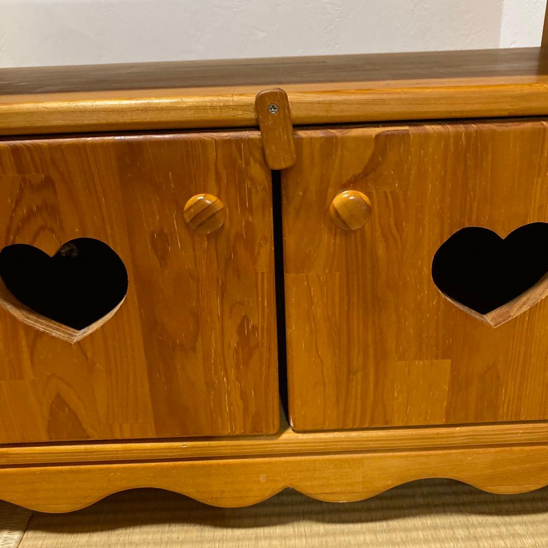 ハンドメイド　カントリー家具　テレビ台　ハートくり抜き