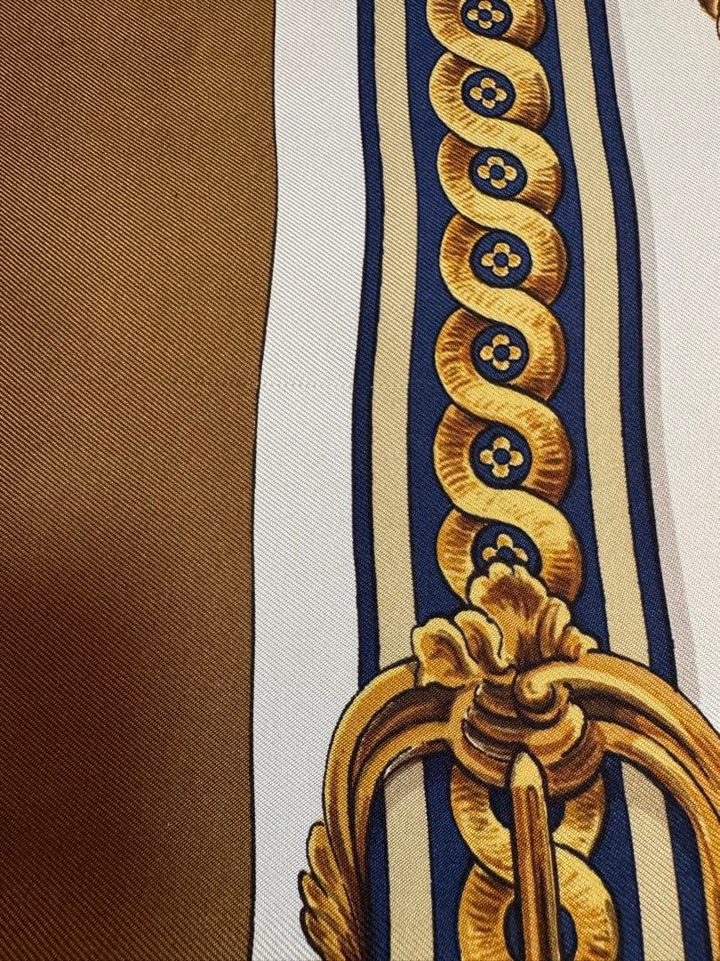 HERMES エルメス　BRIDE DE COUR スカーフ　ベージュ