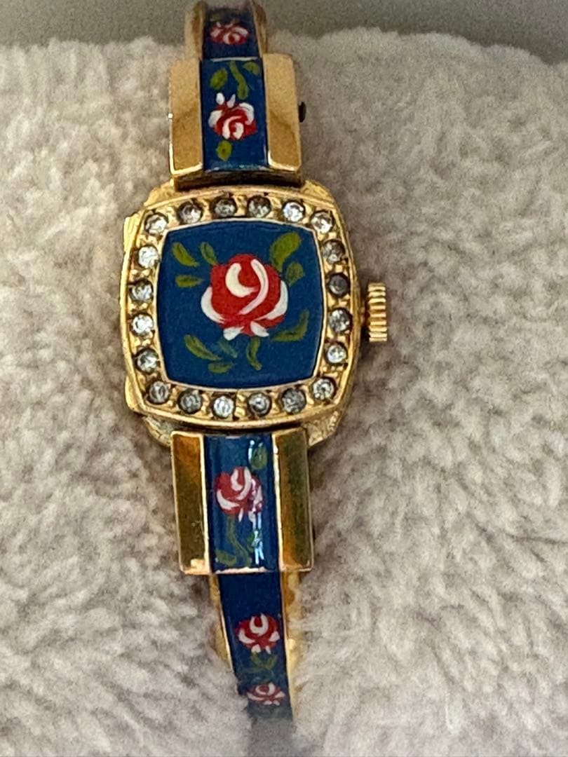 チャンドラー　腕時計　ブレスレット　薔薇