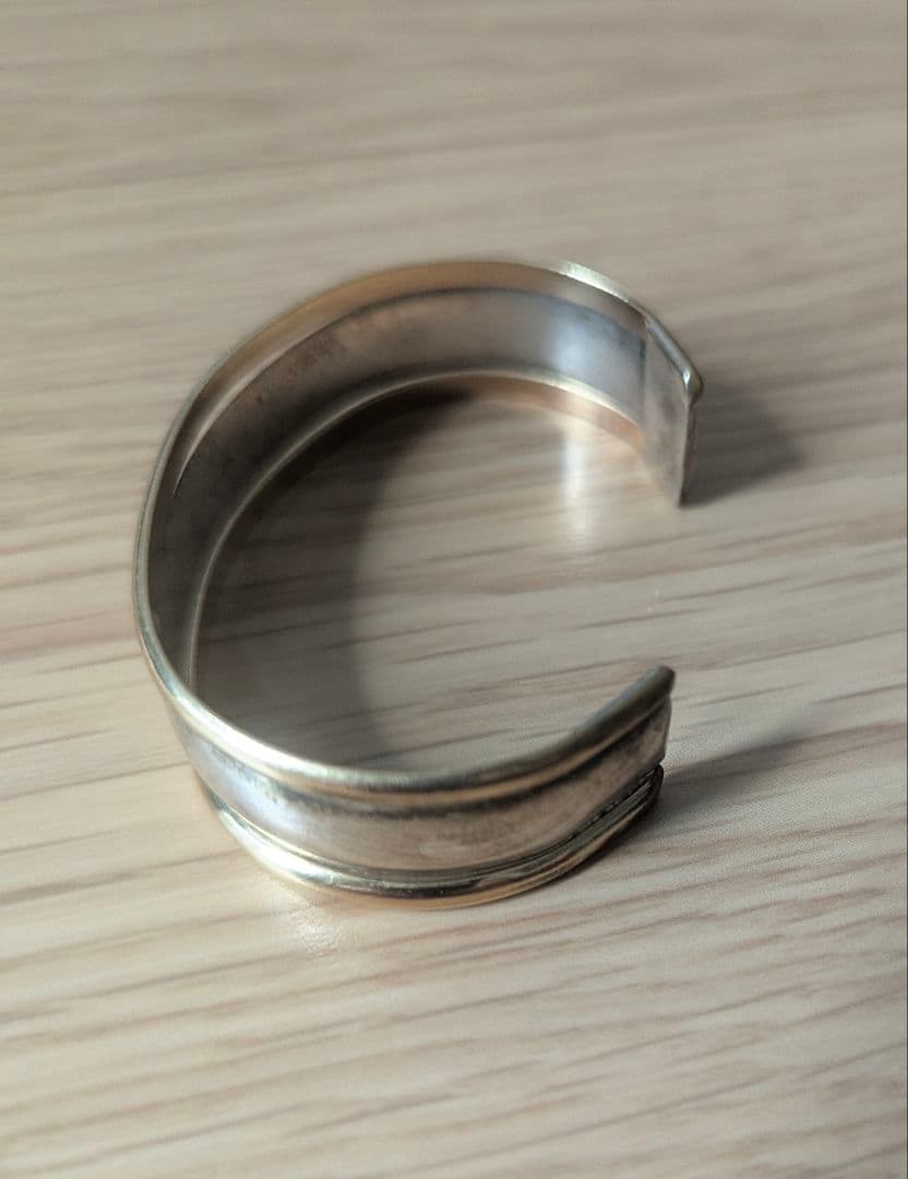 ナバホ族・12K.GF.ノンスタンプ鏡面仕上げバングル・超希少品