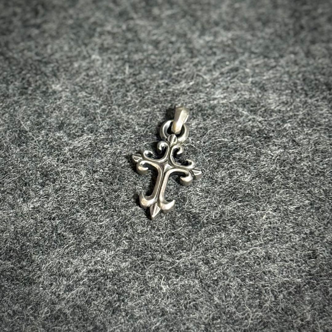 REID MFG リードエムエフジー　GOTHIC CROSS CHARM