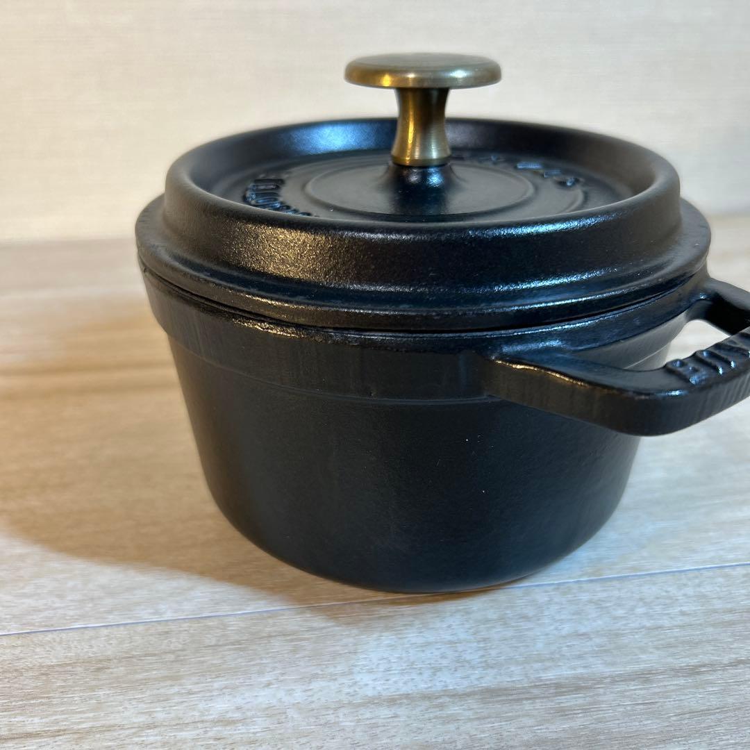 staub ストウブ　ココットラウンド　12cm ブラック　両手鍋　鍋