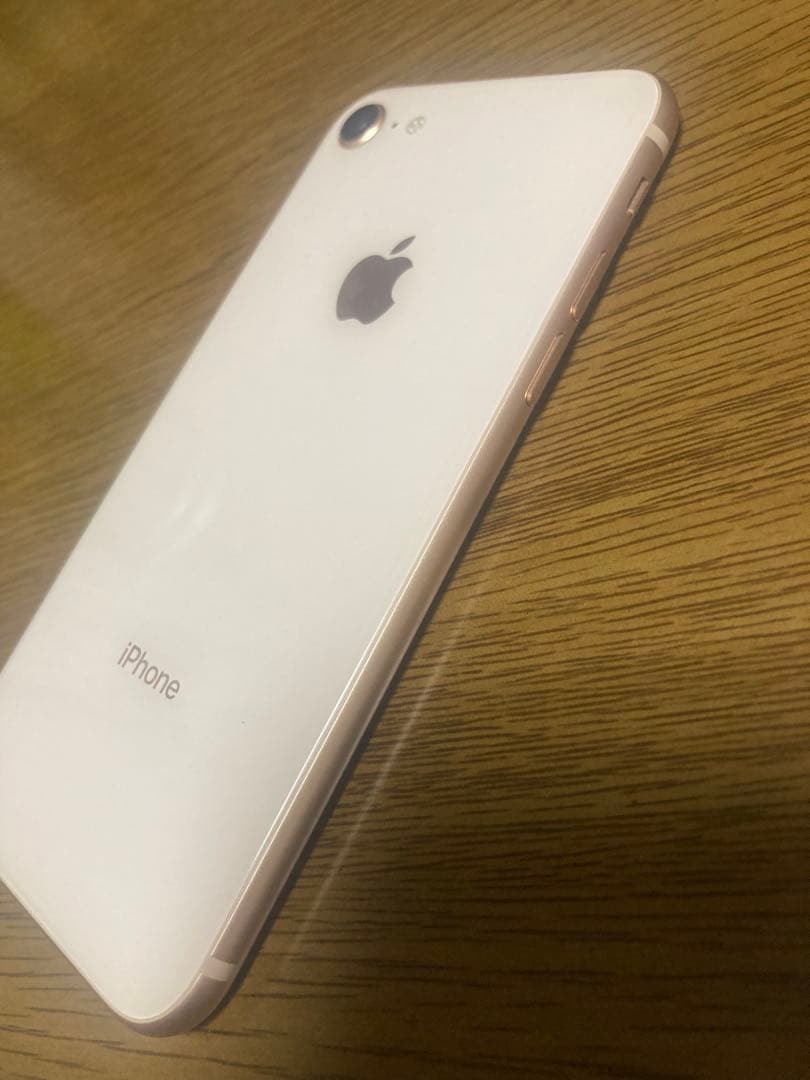 S*）様 Apple iPhone 8 ゴールド 本体のみ