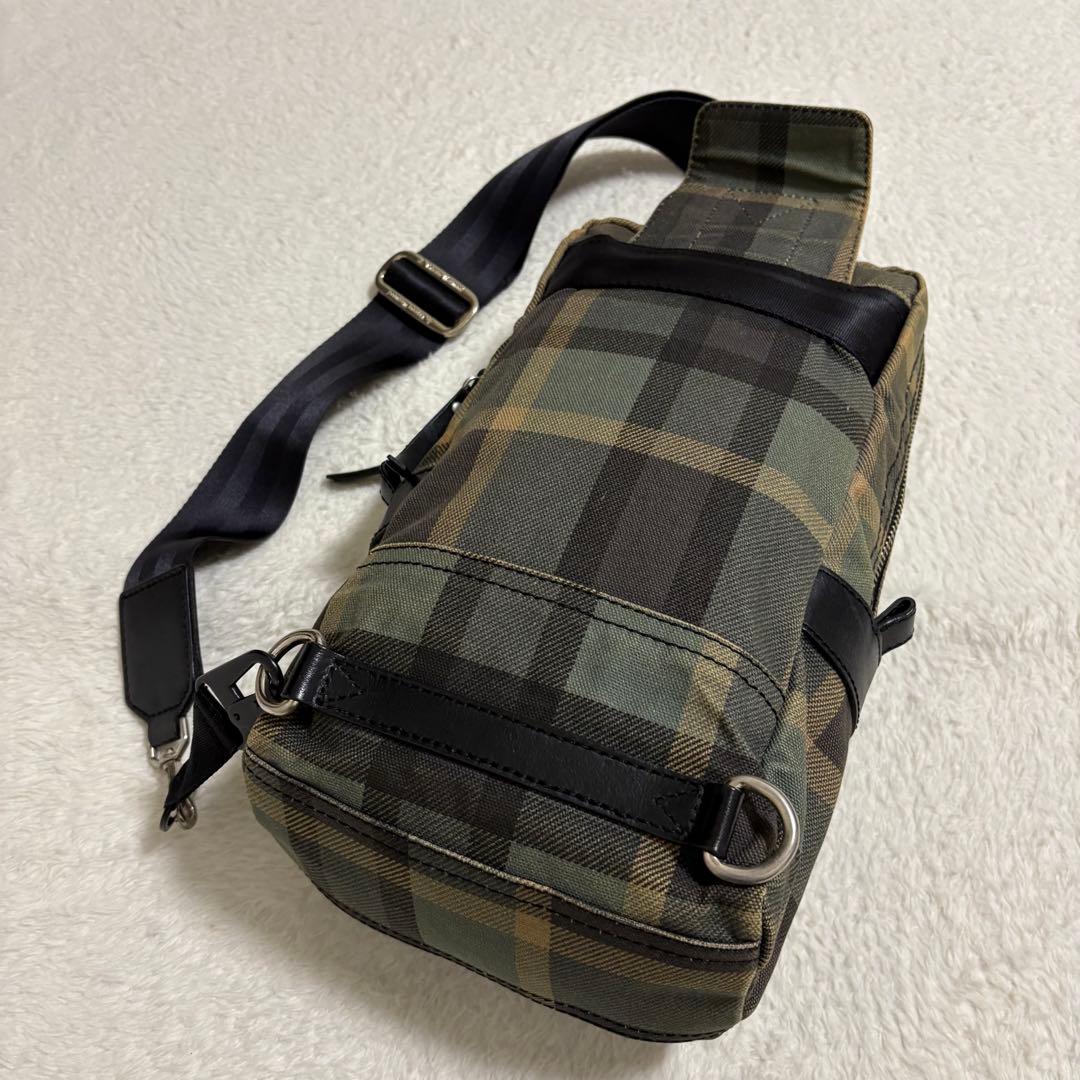 ヴィヴィアンウエストウッド キャンバス×レザー ワンショルダー ボディーバッグ