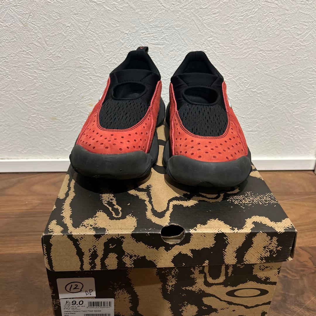 Oakley スニーカー 9.0 レッド/ブラック