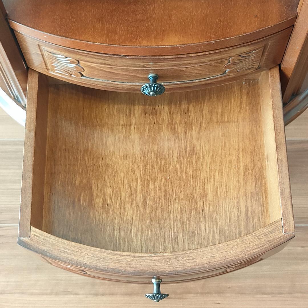 アンティーク　ラウンドキャビネット　猫脚　サイドテーブル