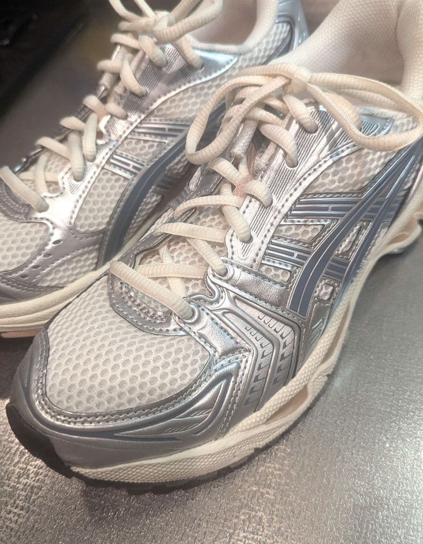 靴 asics GEL-KAYANO14 CRM 24.5cm