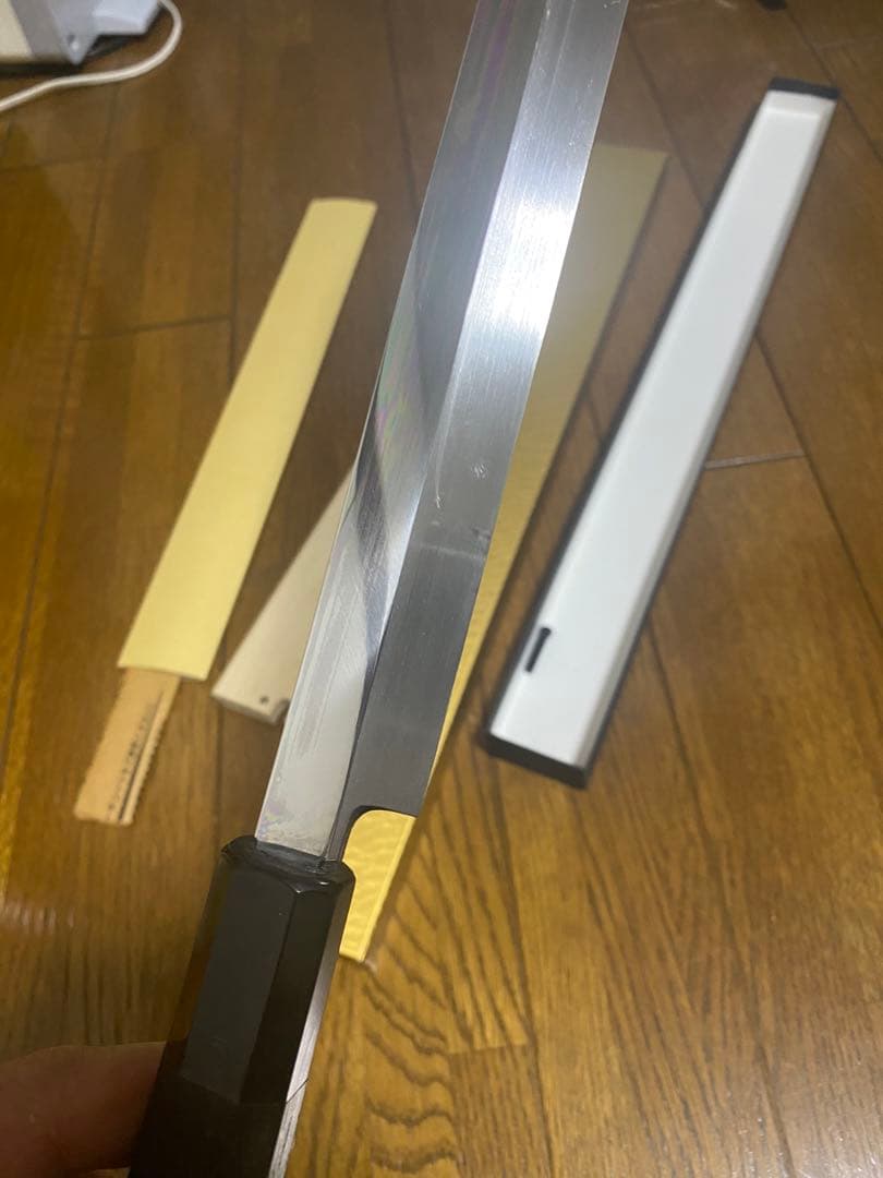 池田辰男 堺正行作 白二鋼 先丸　本焼包丁　刃渡り尺一　箱　鞘付き　波紋あり