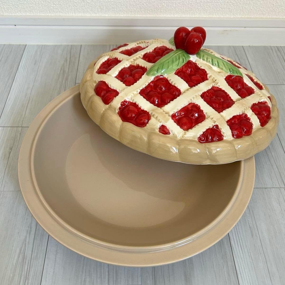 マーサ・スチュワート　チェリーパイキープ　装飾蓋付き皿　皿　器　食器　菓器