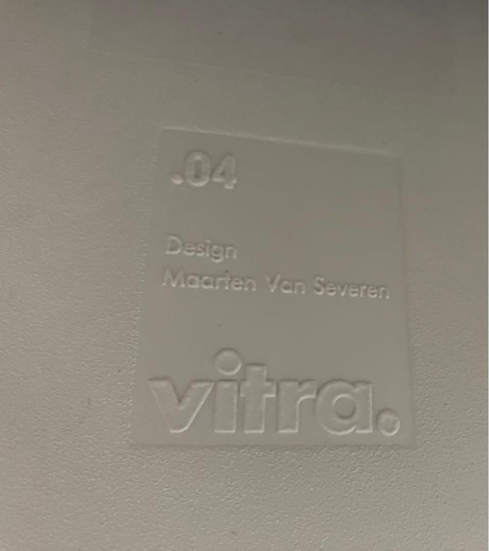 vitra 04 ハイスツール　グレー