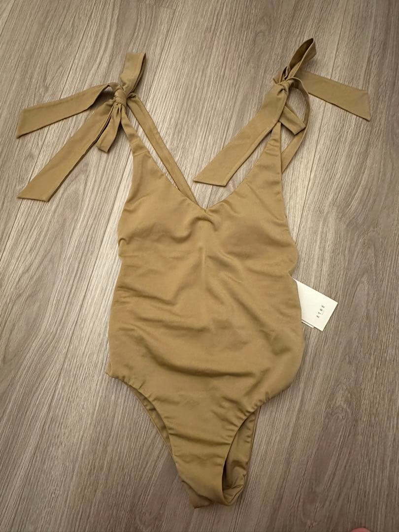 《期間限定SALE》ETRE TOKYO タグ付き