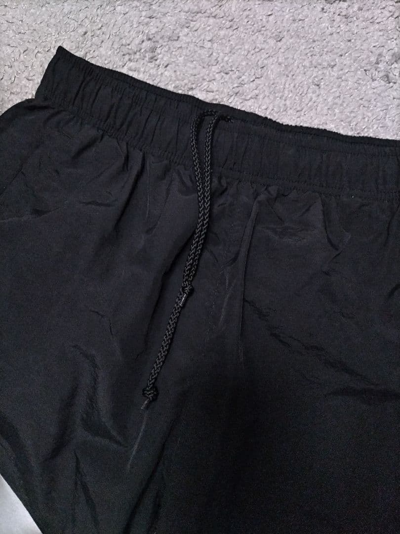 パシフィックゴルフクラブ　ジョガーパンツ　ナイロン　白黒