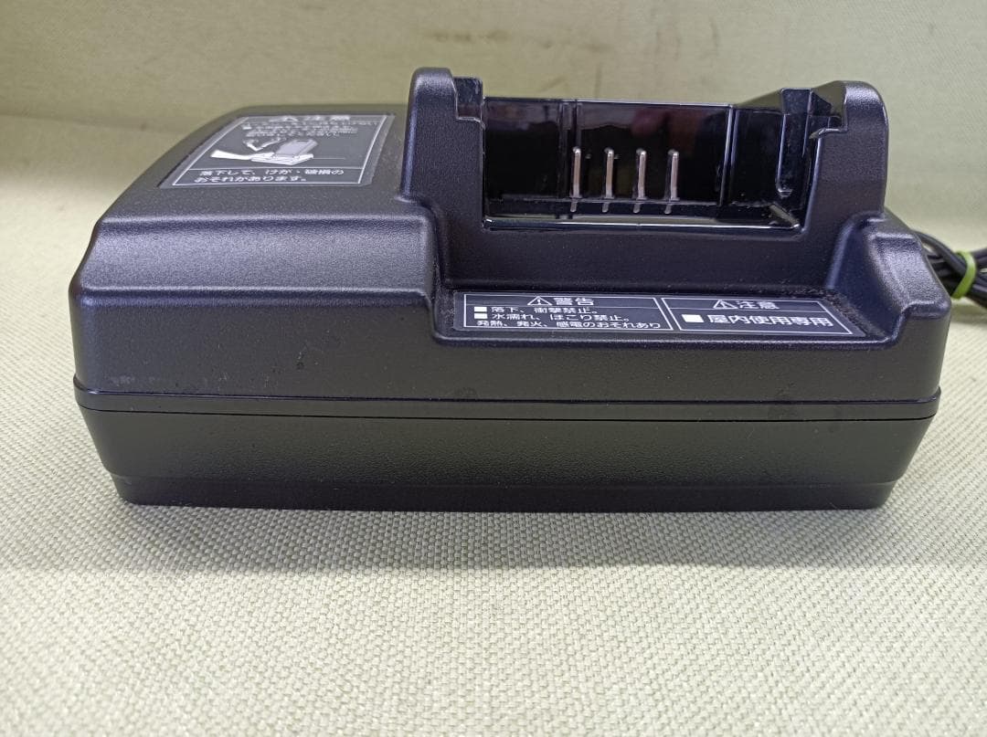 都《LHXJE》Panasonic　電動自転車用充電器　NKJ069Z1