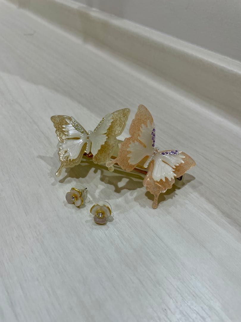 希少★ アレクサンドルドゥパリ バタフライ 蝶 ラメ入り バレッタ アーチ