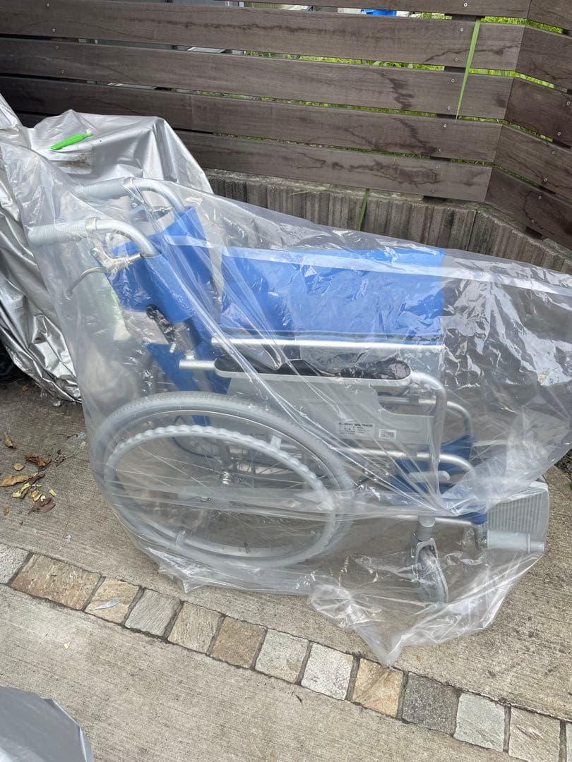 幸和製作所 アルミ製車椅子 ハンドブレーキ付きTacaof BM02