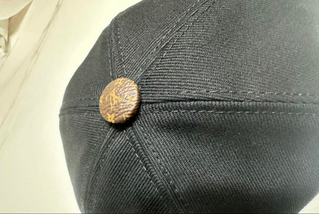 ルイヴィトン　LVキャップ　美品