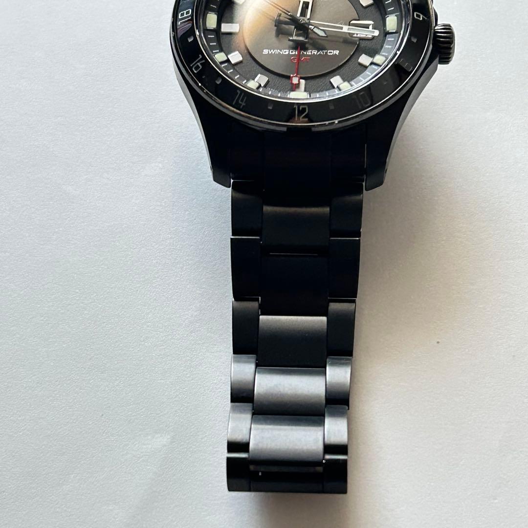 トゥルームキネティック腕時計