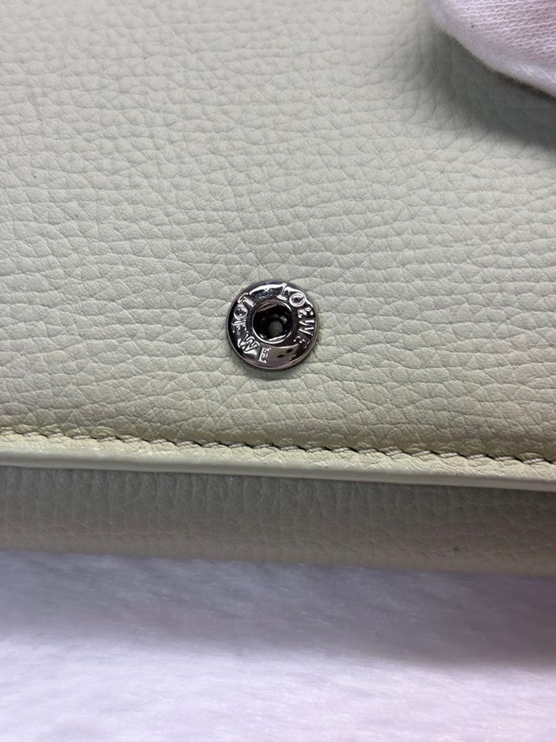 y*i様 【最終値下げ】LOEWE ロエベ　アナグラム　レザー　トライフォールド