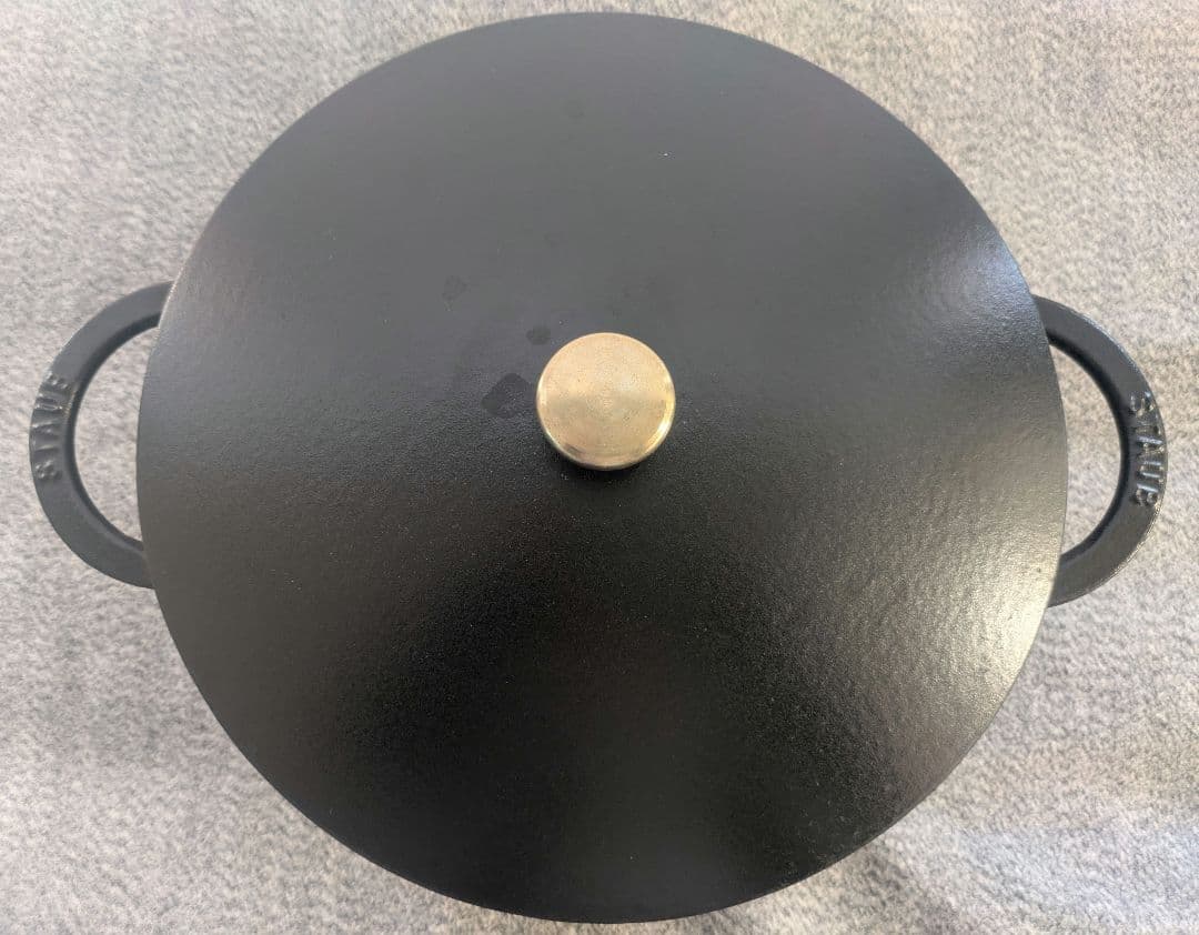 金曜日まで2000円引きstaub ニダベイユ　28センチ　ブラック