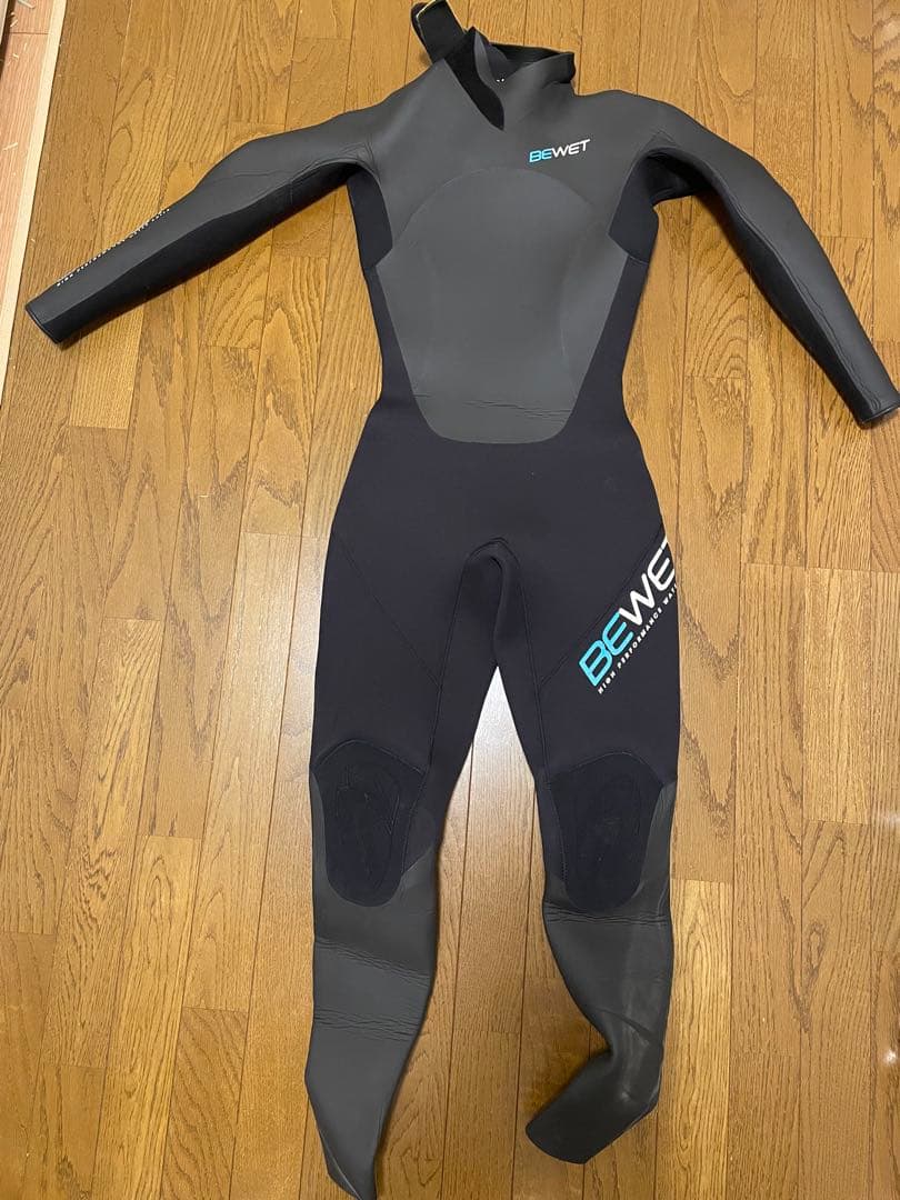 BEWET セミドライスーツ　起毛　レディース　Ｍ