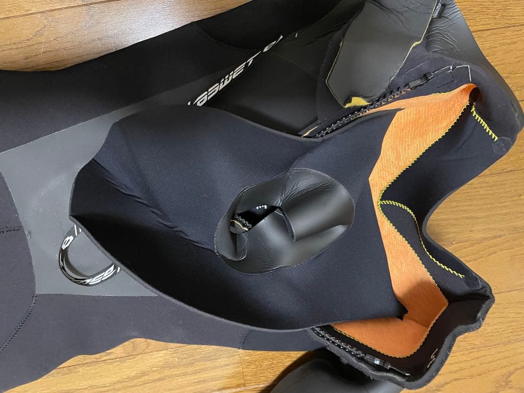 BEWET セミドライスーツ　起毛　レディース　Ｍ