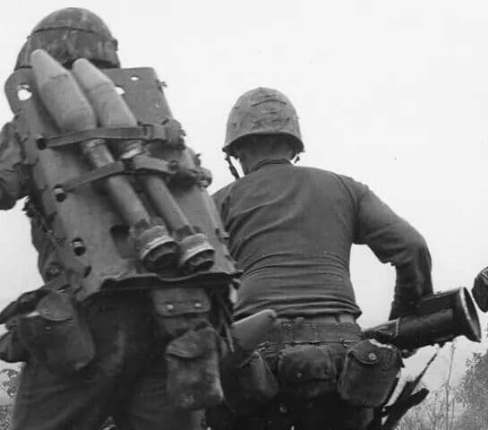 アメリカ軍実物放出品　パックボード