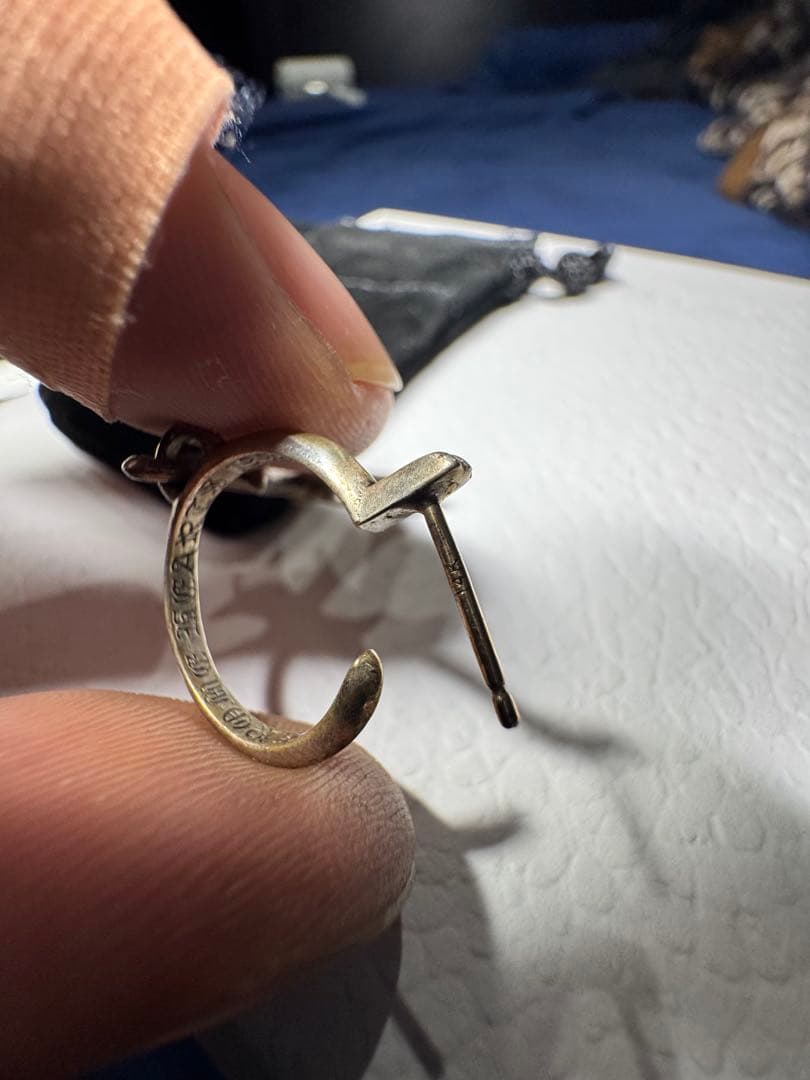 し*ん様 クロムハーツ タイニー CH クロス フープ ピアス シルバー925