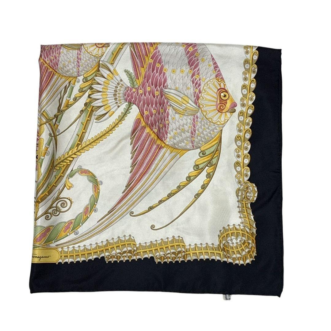【極美品】フェラガモ シルク イタリア製 熱帯魚 大判スカーフ ストール