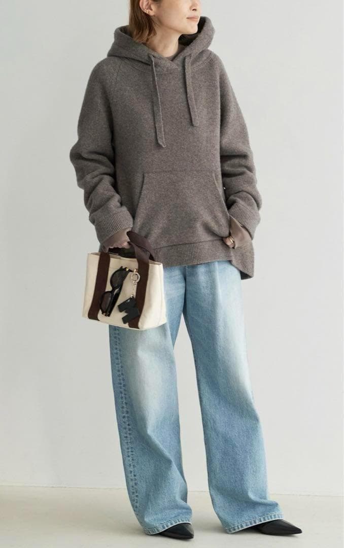 美品・完売品✨ドゥーズィエムクラス　Knitted フーディー　ニット　ブラウン