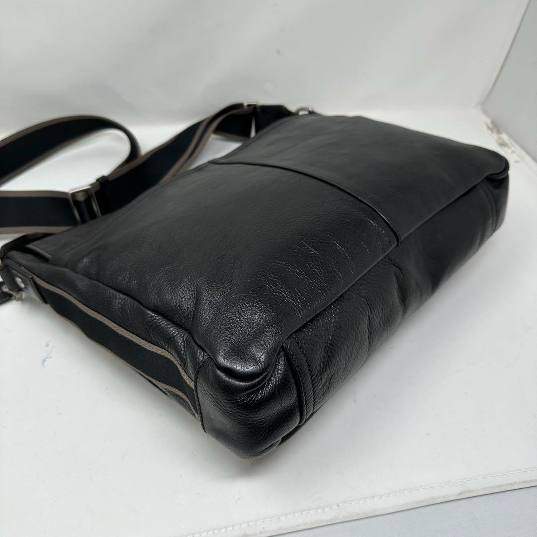 【美品】COACH コーチ ショルダーバッグ メッセンジャー レザー メンズ