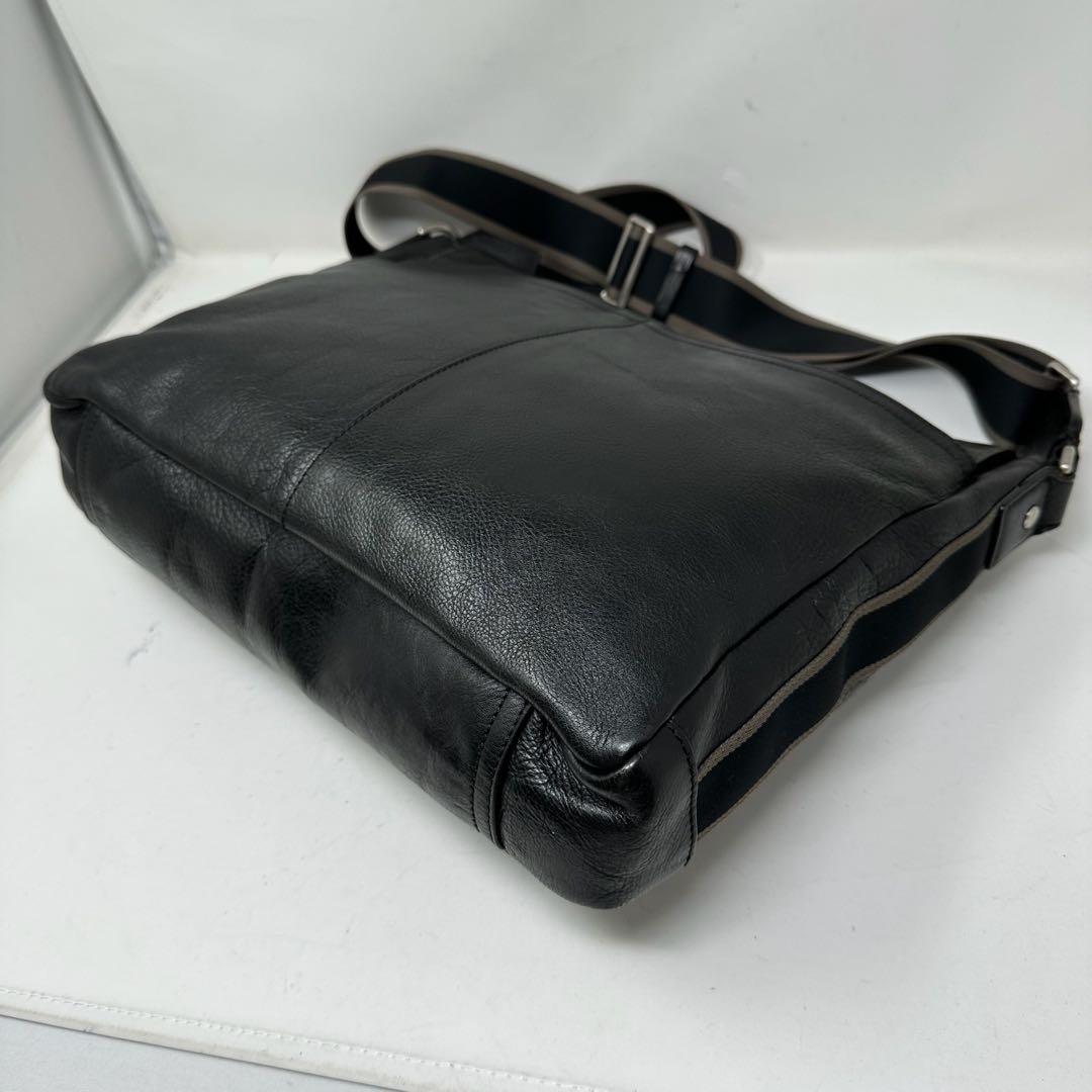 【美品】COACH コーチ ショルダーバッグ メッセンジャー レザー メンズ