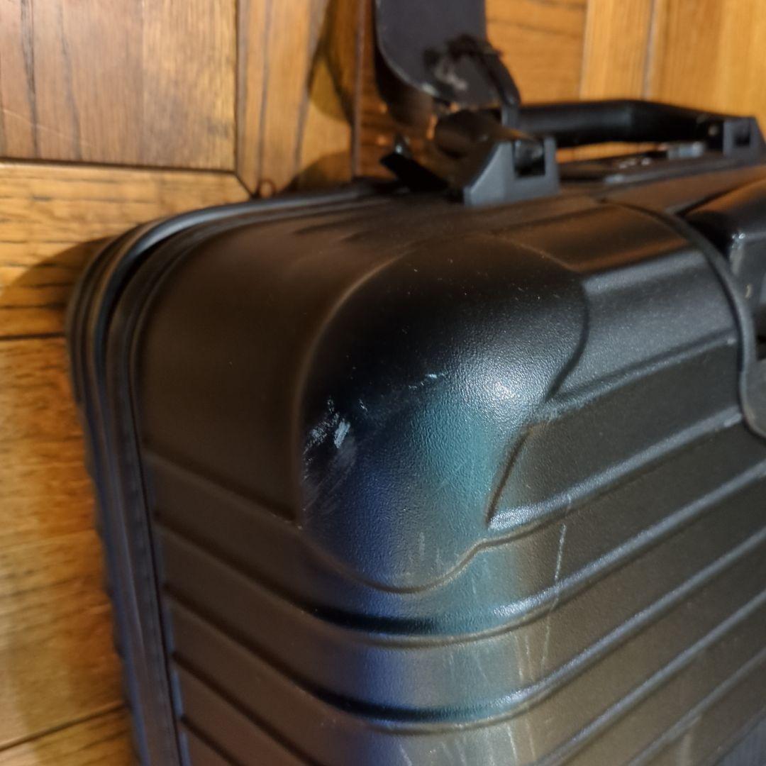 RIMOWAサルサビジネストローリー 23L