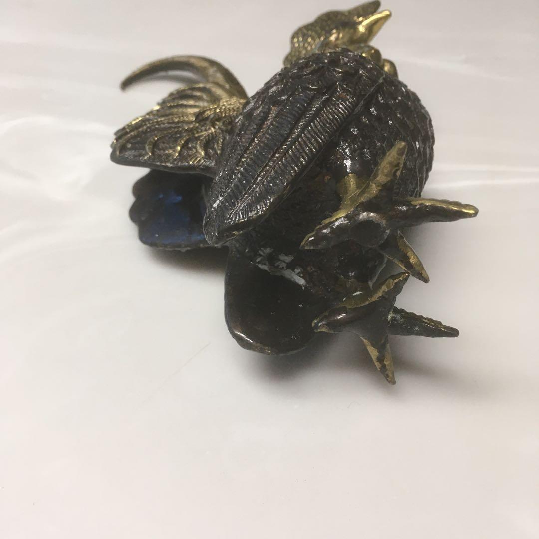 仲良しオンドリとメンドリの置物　金属製　重さあります