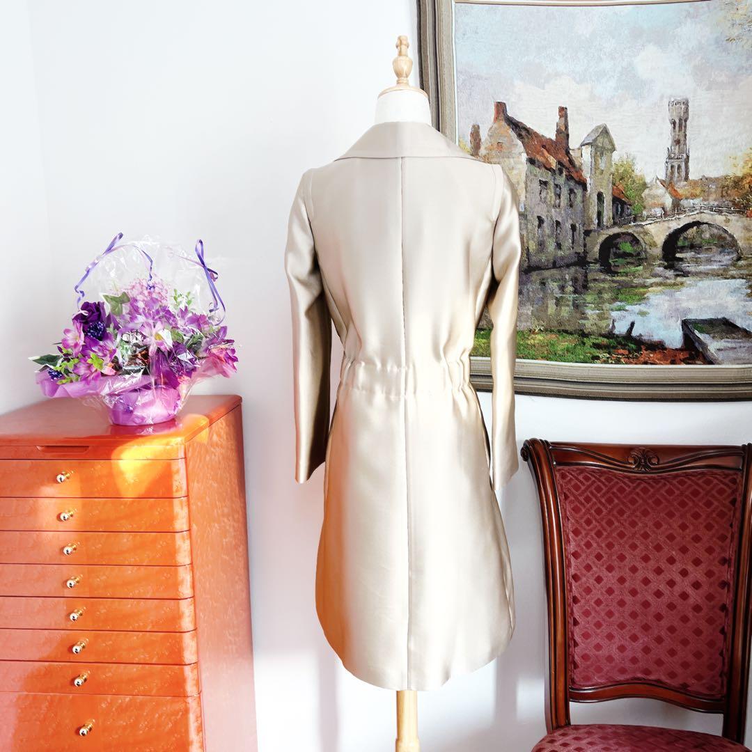 美品　GIORGIOARMANIアルマーニ　シルク　トレンチコート 上品な光沢感