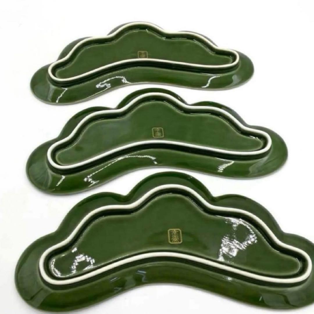 【新品】【大人気】有田焼幸楽窯　錦茶緑金松葉形前菜皿3枚セット　縁起物