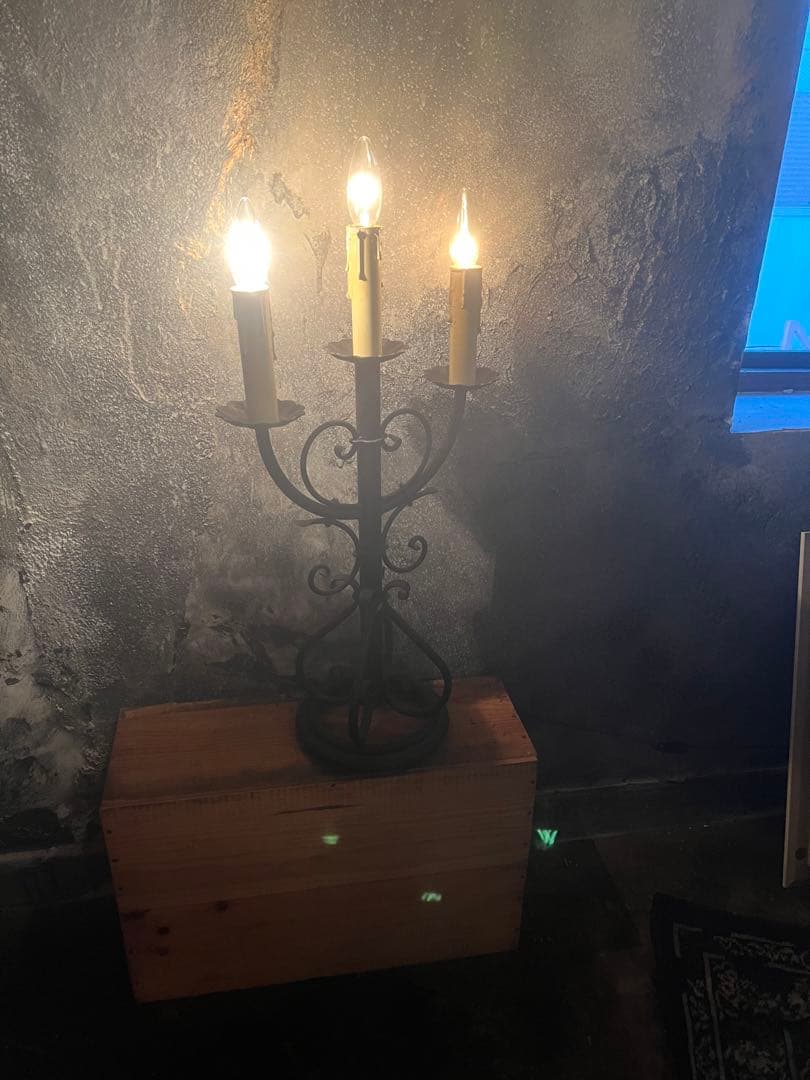 燭台形　テーブルランプ　3灯　ビンテージ　アンティーク