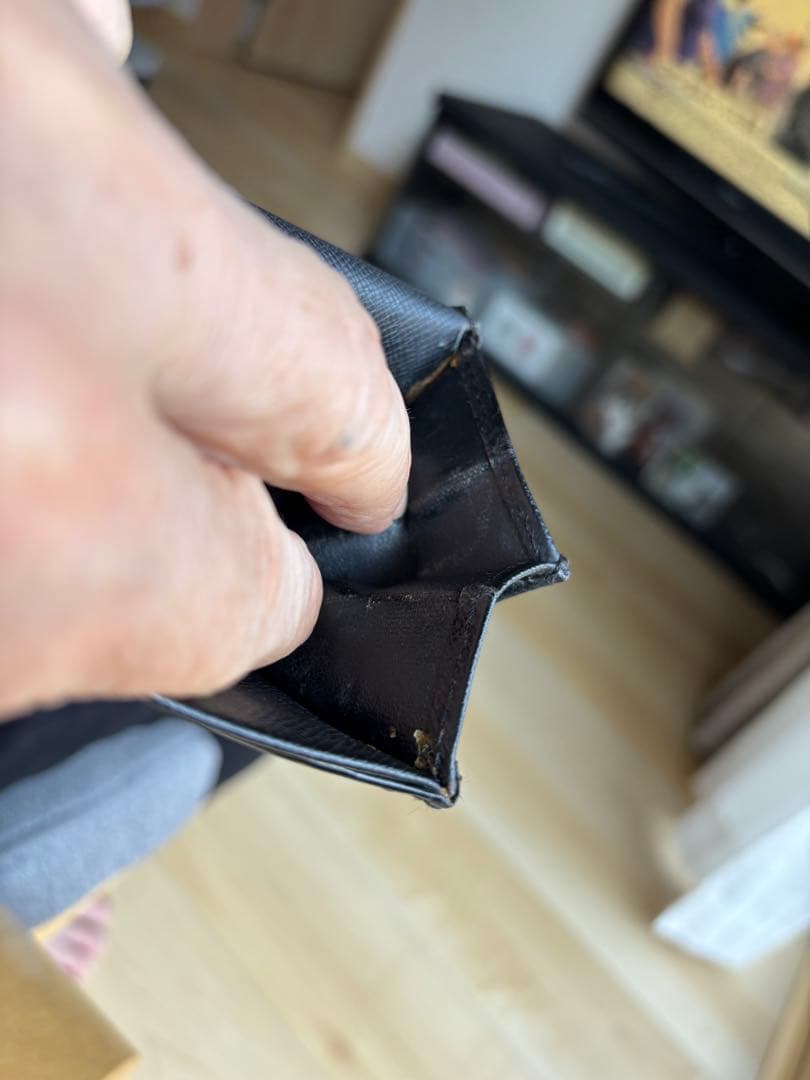 ルイヴィトン エピ ブラック 　小銭入れ 黒