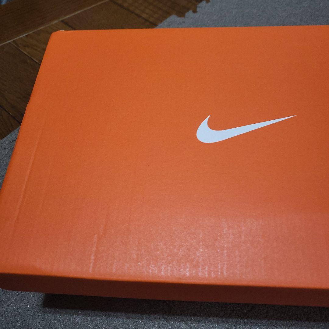 バレーボールシューズ　ナイキ ハイパークイック SE ホワイト ハイパーピンク