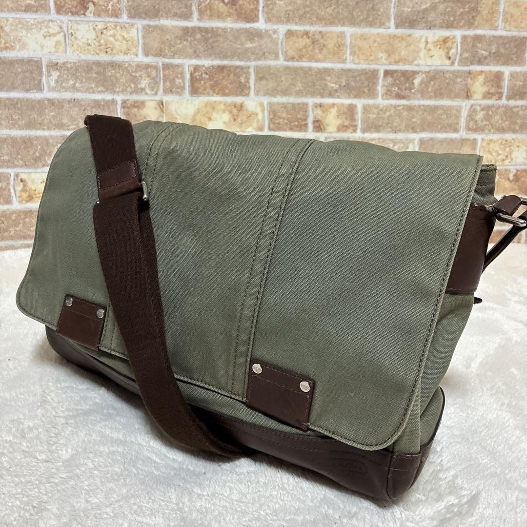 コーチ COACH メッセンジャーバッグ オリーブグリーン