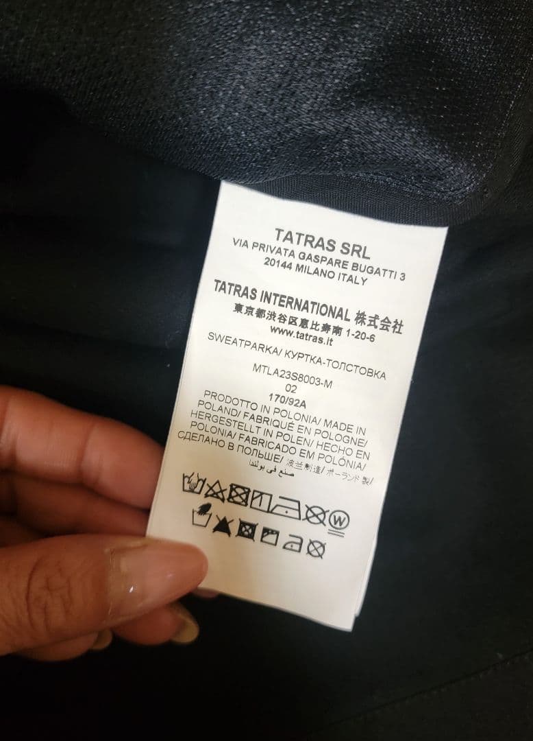 TATRAS 【タトラス】ブラック ジャケット　ジップアップパーカー　春秋