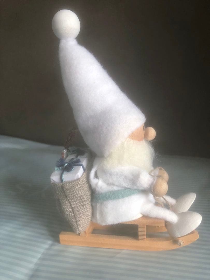 ノルディカニッセ ソリに乗るサンタさん　クリスマス