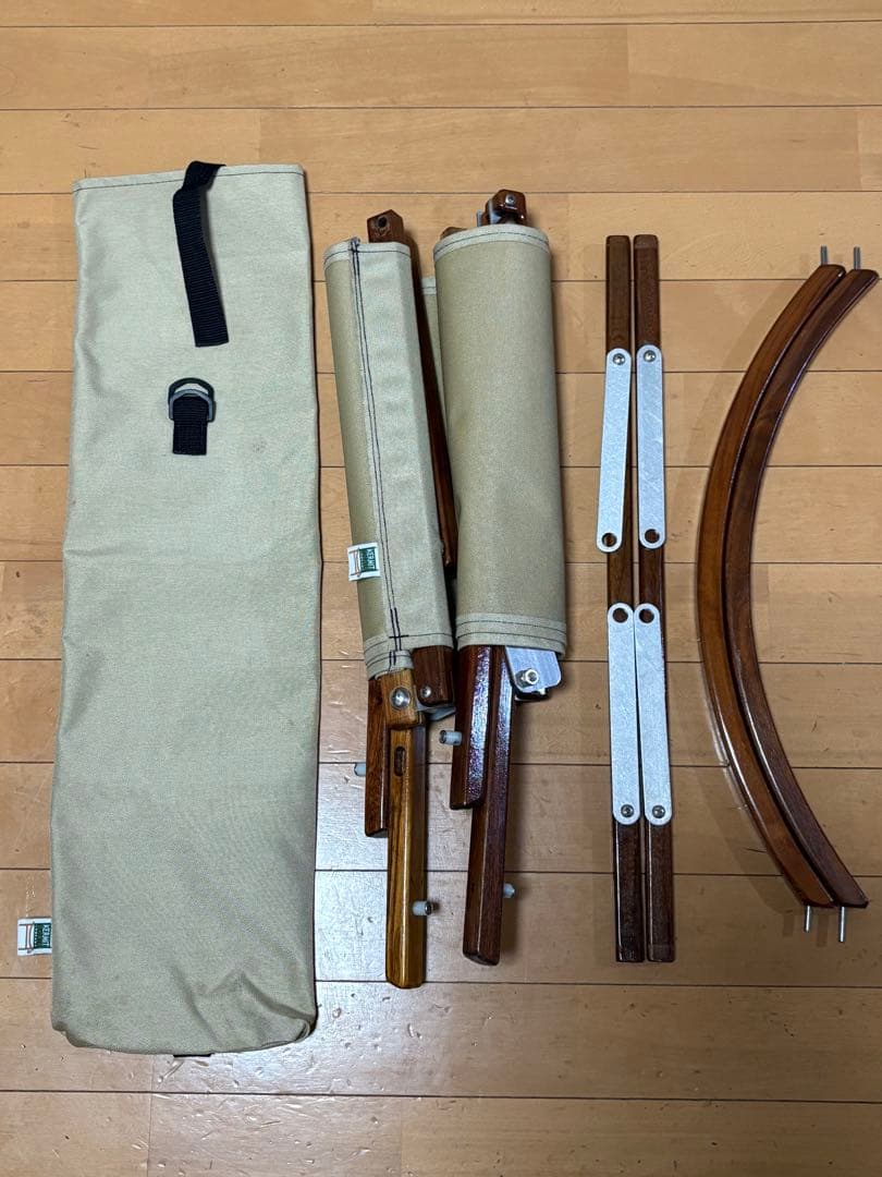 テーブル・チェア・ハンモック Kermit Wide Chair Walnut