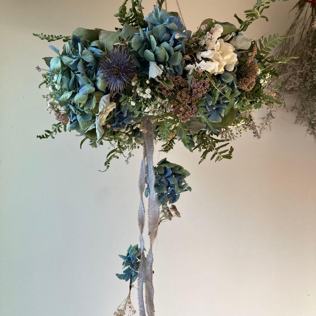 アンティーク紫陽花とエリンジウムのブルーなフライングリース　アキレア　ユーカリ