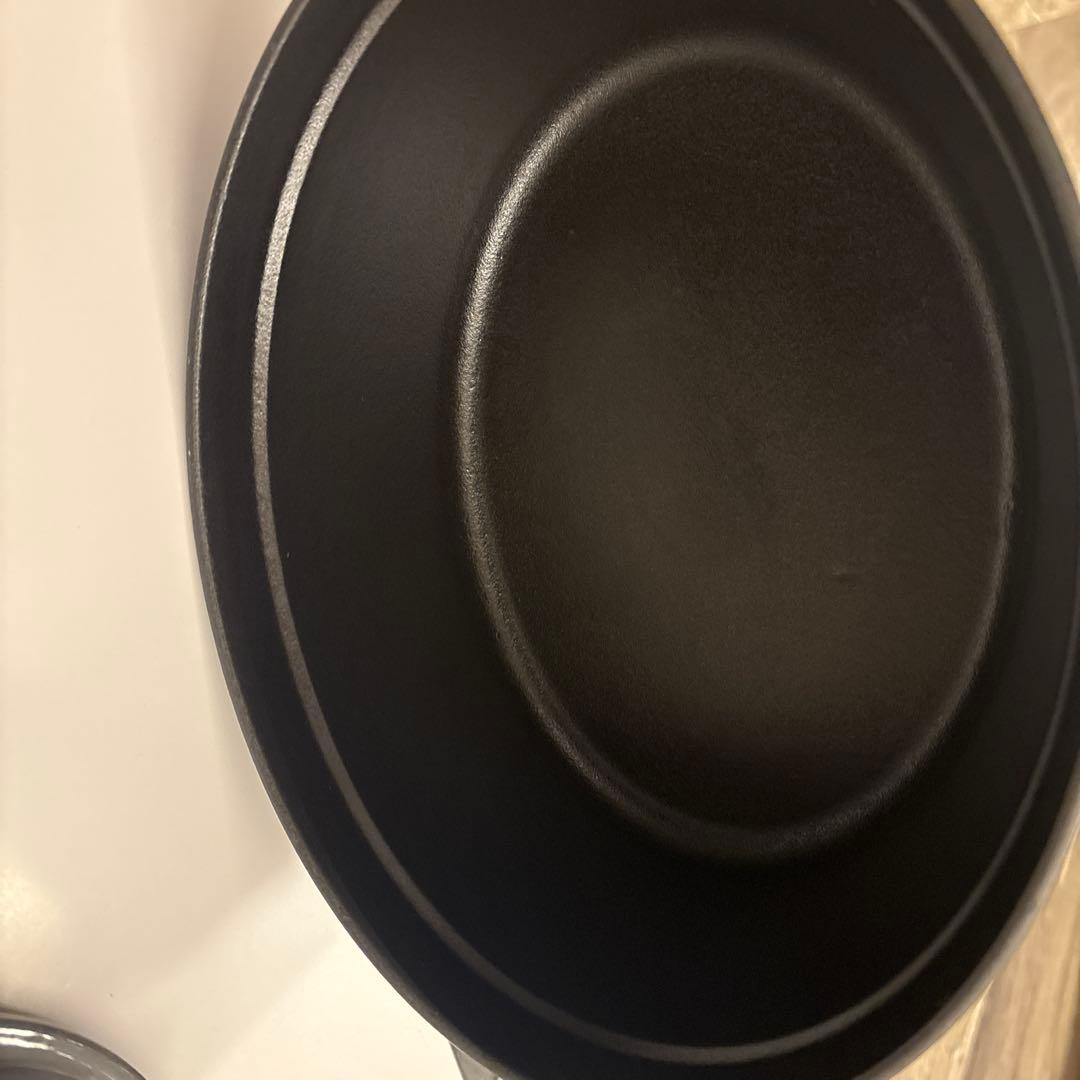 美品　STAUB ストウブ ピコ・ココット オーバル 23cm 両手鍋 グレー