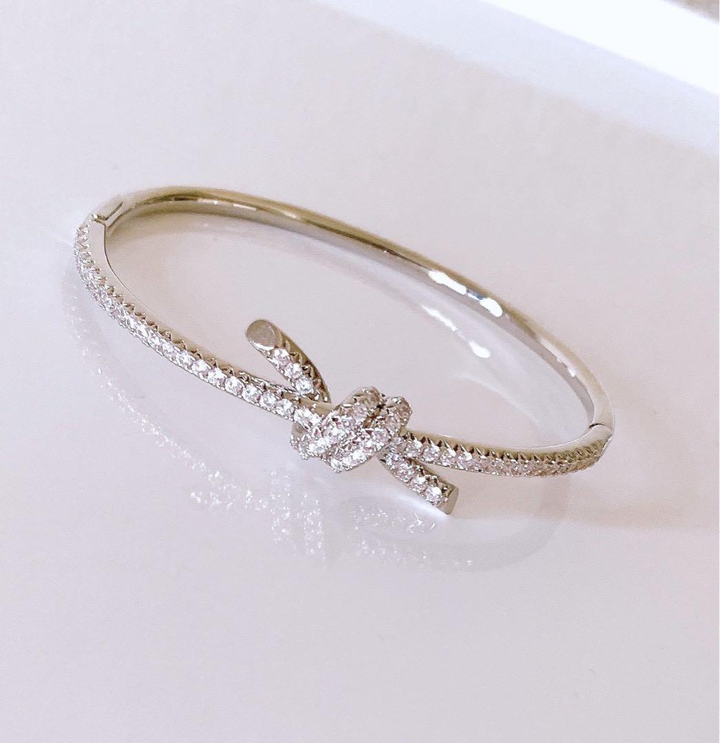 フルダイヤホワイトゴールドリボン結び目ブレスレット