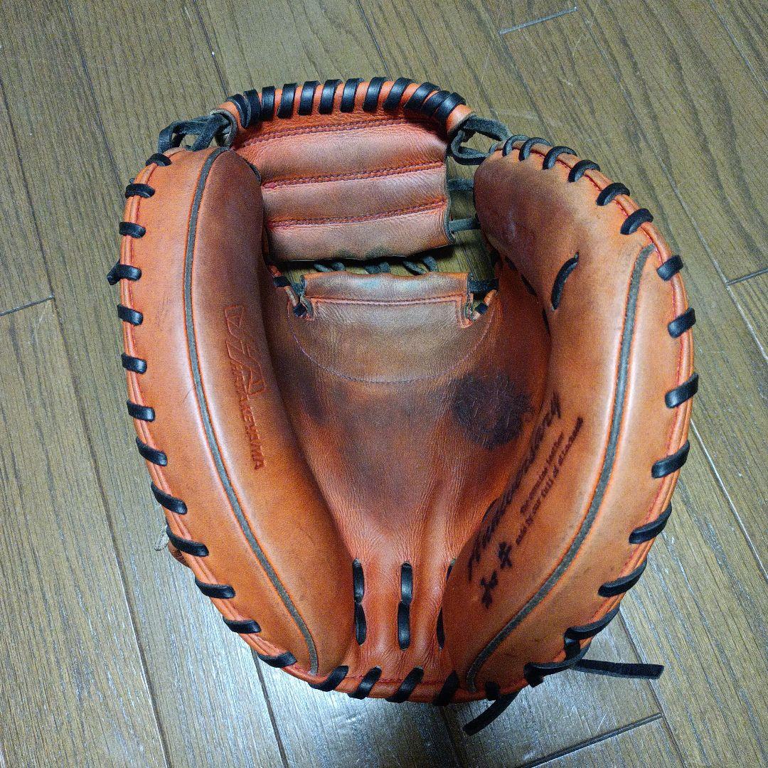 ハタケヤマ　30周年記念ミット